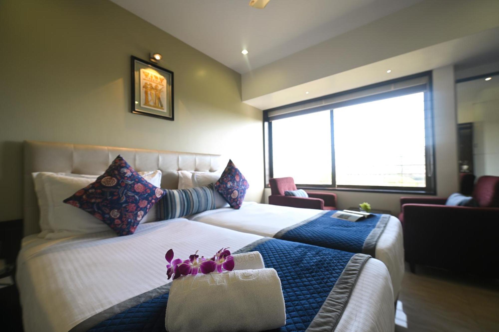 Hotel Le Grande Mumbai  Buitenkant foto